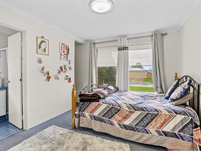 65 Coonawarra Drive, Caversham WA 6055