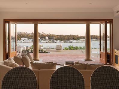 40 Hutchinson Avenue, Mosman Park WA 6012