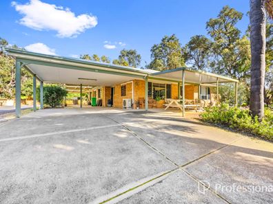 52 Australind Road, Leschenault WA 6233