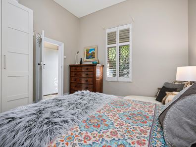 4 Alfred Road, North Fremantle WA 6159