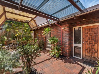26 Elgon Hill, Willetton WA 6155
