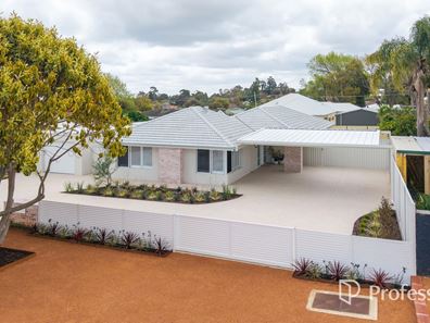 26 Glyde Road, Lesmurdie WA 6076