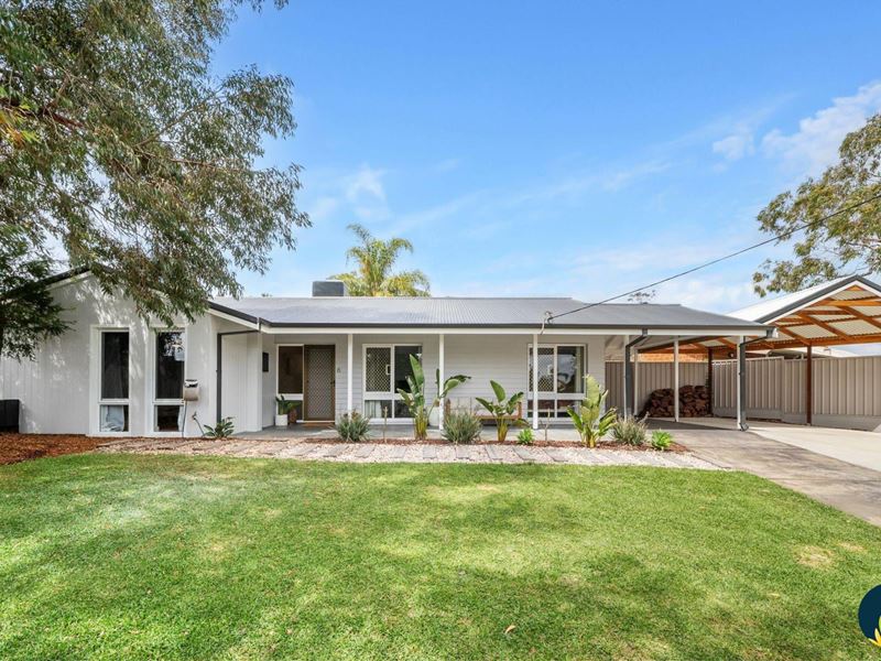 6 Deakin Court, Kelmscott
