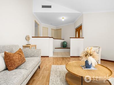 9 Lavalle Rise, South Lake WA 6164
