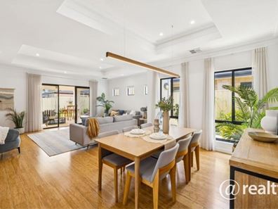 14 Leclair Terrace, Stirling WA 6021
