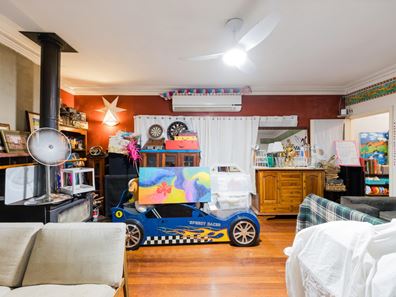 5 Bedfordale Hill Road, Mount Richon WA 6112