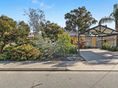 17B Pendine Street, Carine WA 6020