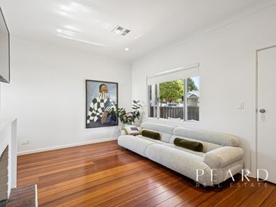 162 Holbeck Street, Doubleview WA 6018