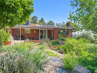 232 Kalamunda Road, Maida Vale WA 6057