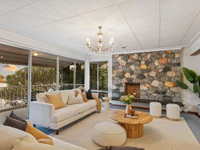 109 Paramatta Road, Doubleview WA 6018
