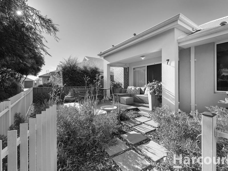 7 Wetland Lane, Erskine WA 6210