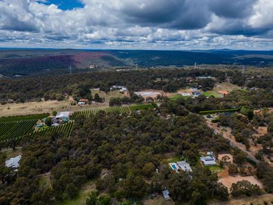 33 Mitchell Road, Walliston WA 6076