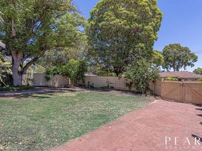 8 Smiths Avenue, Redcliffe WA 6104