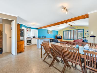 3 Stickland Road, Port Denison WA 6525
