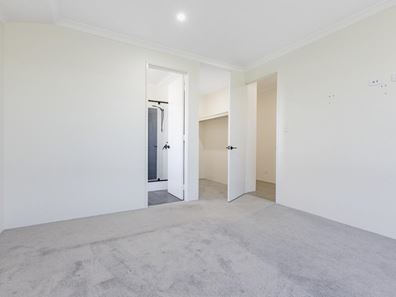 5 Attadale Avenue, Darch WA 6065