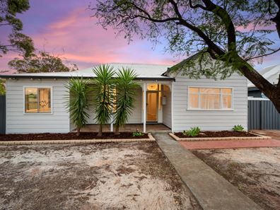 60 Campbell Street, Lamington WA 6430