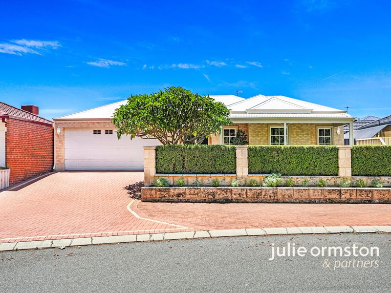 15 Roslin  Road, Wanneroo