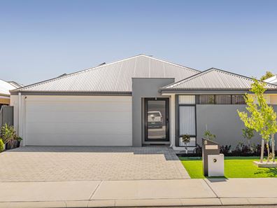 8 Malanda Street, Henley Brook WA 6055