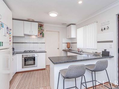 16 Grimrey Road, Lockridge WA 6054