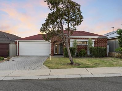 11 Bellingham Parade, Wellard WA 6170