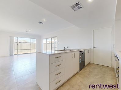 33 Coronado Way, Madora Bay WA 6210