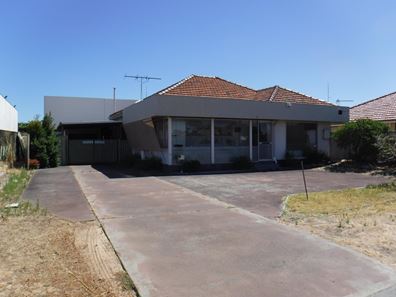 18 Strickland Street, Bunbury WA 6230