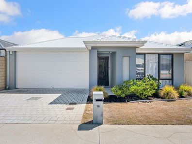 18 Lancaster Loop, Piara Waters WA 6112