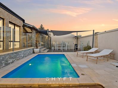 6 Midland Elbow, Mindarie WA 6030