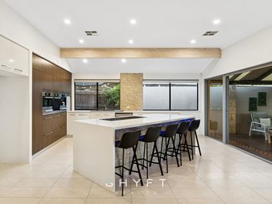 6 Midland Elbow, Mindarie WA 6030