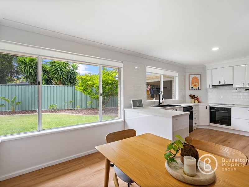 10 Bishop Place, West Busselton WA 6280