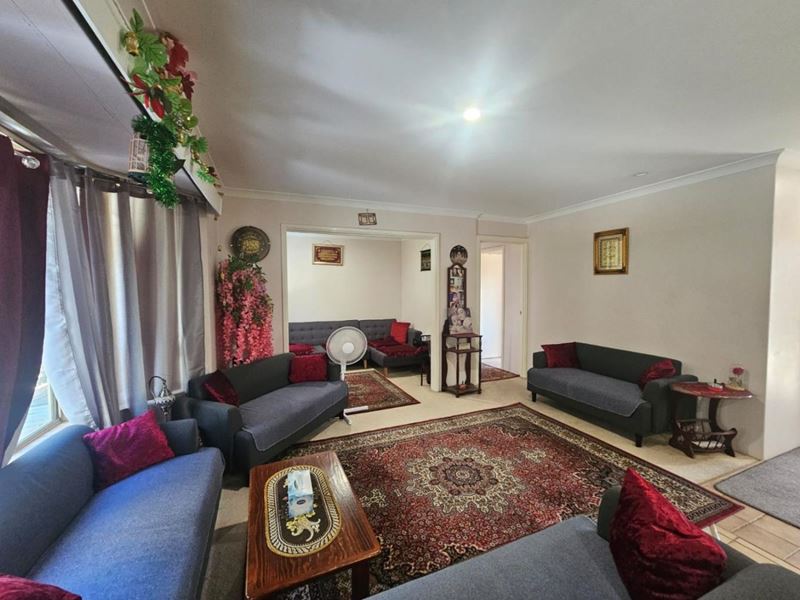 37/24 Southdown Place, Thornlie WA 6108