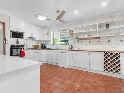16 Frederick Street, Shoalwater WA 6169