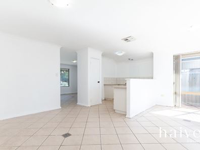 20 Purkiss Street, Cannington WA 6107