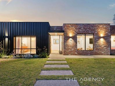 36 Gleddon Way, Hillarys WA 6025