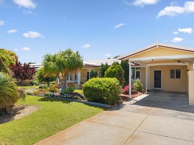 36 Fourth Avenue, Shoalwater WA 6169
