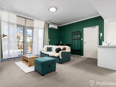 19/30 Malata Crescent, Success WA 6164