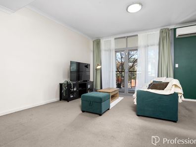 19/30 Malata Crescent, Success WA 6164