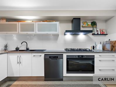 103 Baningan Avenue, Success WA 6164
