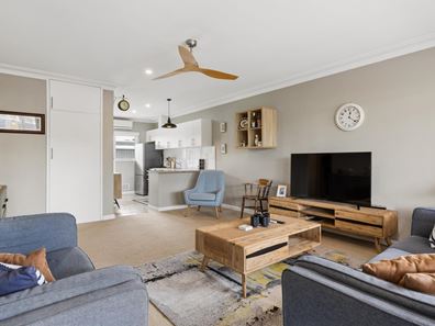 2 Waller Street, Rockingham WA 6168