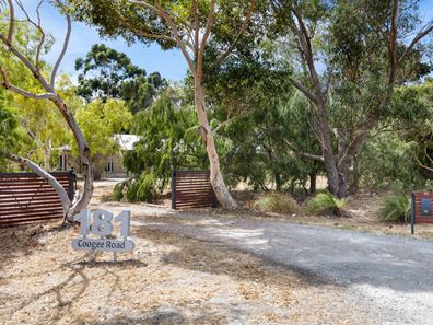 181 Coogee Road, Mariginiup WA 6078