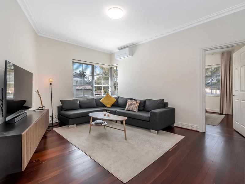 8/333 Canning Highway, Como WA 6152