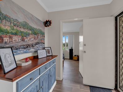 27 Bermuda Rd, Safety Bay WA 6169