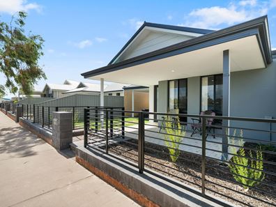 12 Bibra Way, South Yunderup WA 6208