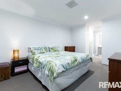 32 Mountain Street, Banksia Grove WA 6031