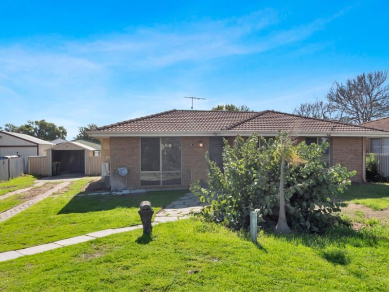 9 Jubilee Drive, Waikiki WA 6169