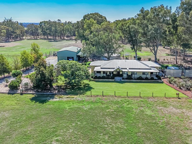 29 Malek Drive, Mardella WA 6125
