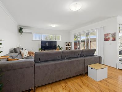 24 Vaucluse Way, Coodanup WA 6210