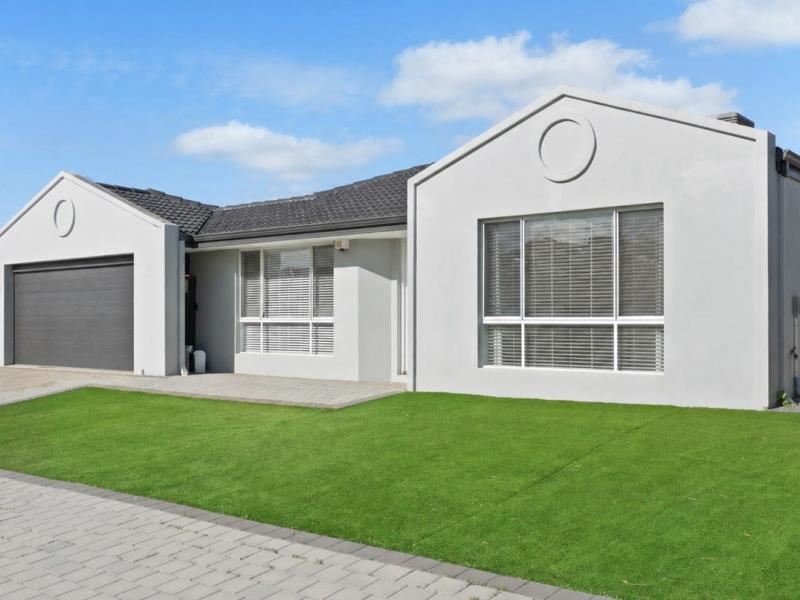 22 Snow Wood Avenue, Ellenbrook WA 6069