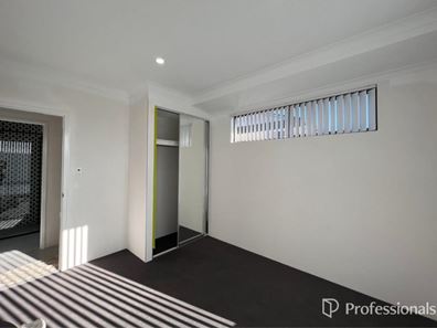 25 Troubridge Approach, Eglinton WA 6034