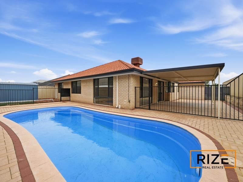 35 Crown Point Crescent, Butler WA 6036